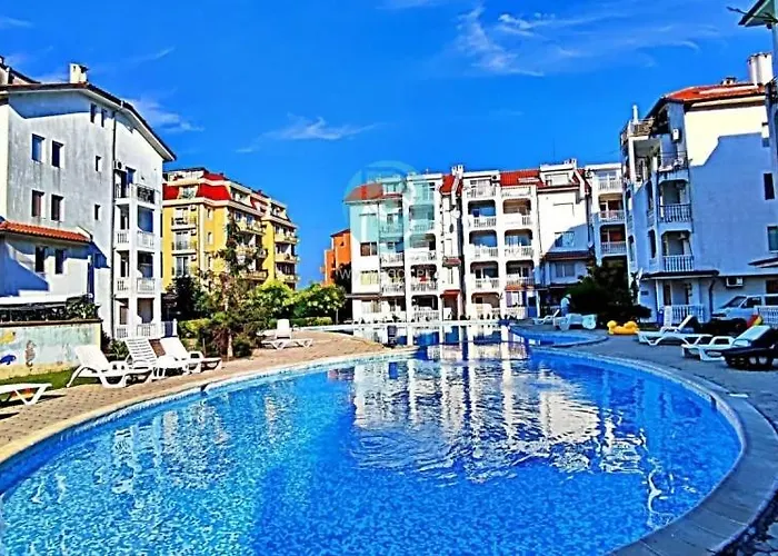 Bravo 5 - Sunny Center Lägenhet *